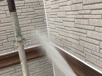 外壁の洗浄　伊賀市T様邸