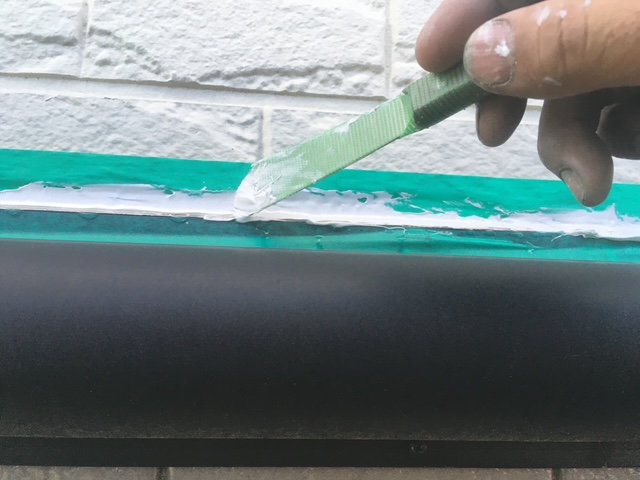 宇陀市 外壁塗装 コーキング ヘラ押さえ 仕上げ作業 職人の技