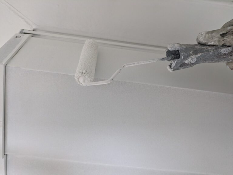 シャッターボックス 中塗り塗装