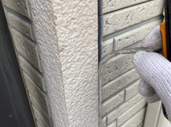 サイディング壁の目地シーリング材の撤去