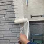 外壁塗装（中塗り）の様子３