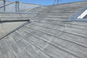 橿原市　耐久性20年の断熱セラミックガイナを屋根に塗装