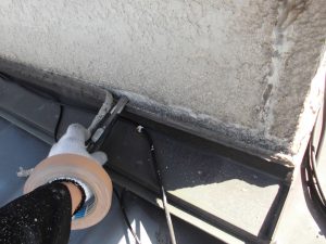 名張市　外壁修理に30年以上持つシーリング材を充填