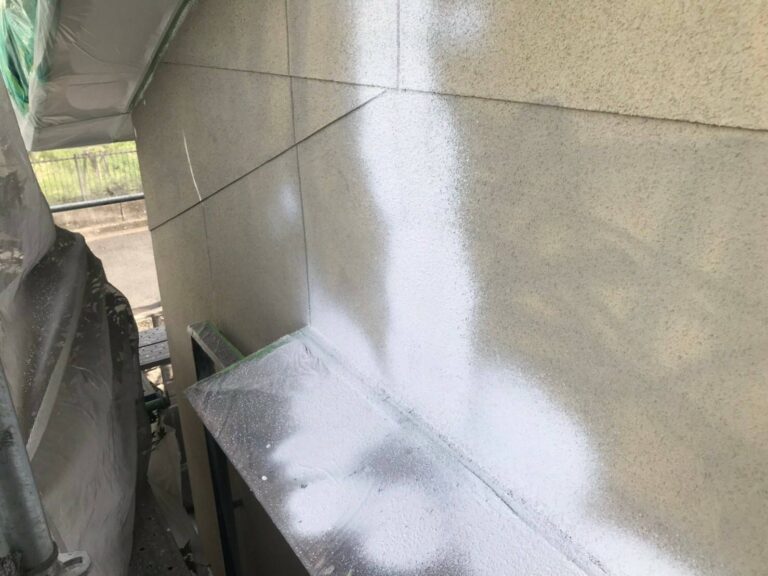 名張市 外壁ひび割れ補修完了 跡が目立たない仕上がり