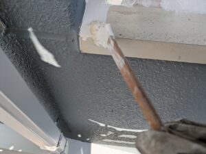 ベランダの手すり 中塗り