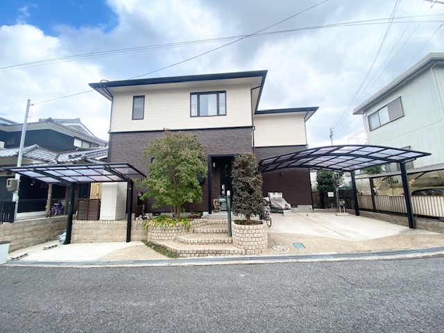 宇陀市D様邸 完成 ツートンカラー外観