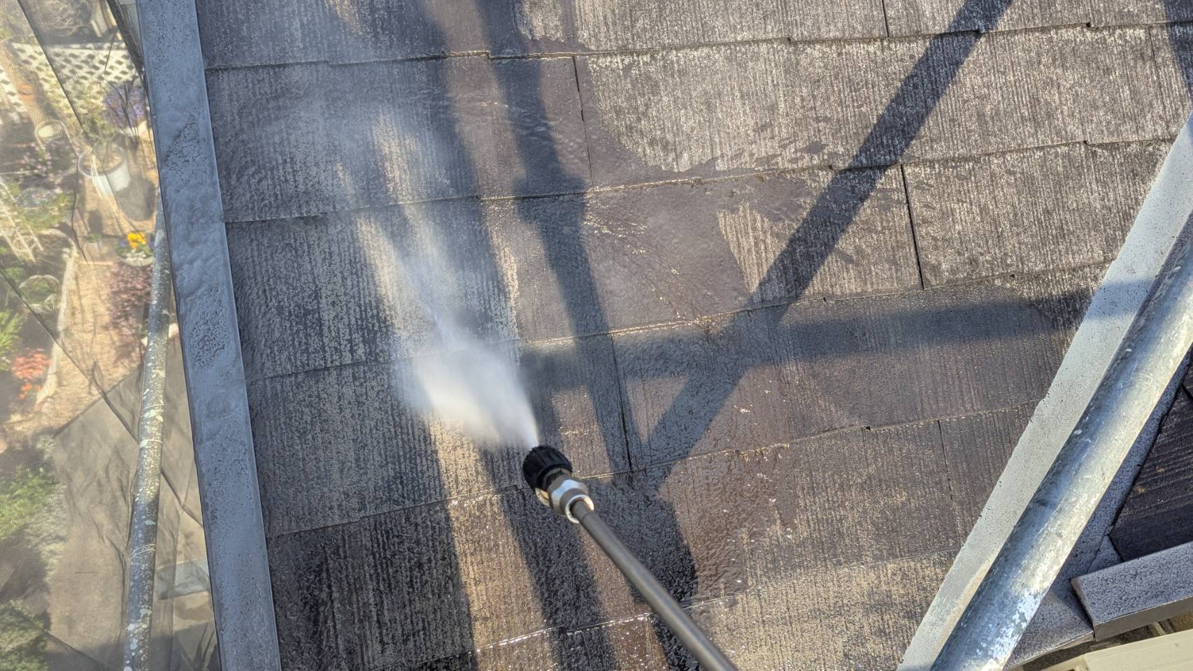 高圧洗浄の様子